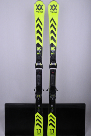 NARTY UŻYWANE VOLKL RACETIGER SC 23/24 + VMotion 12 153 cm NRB257